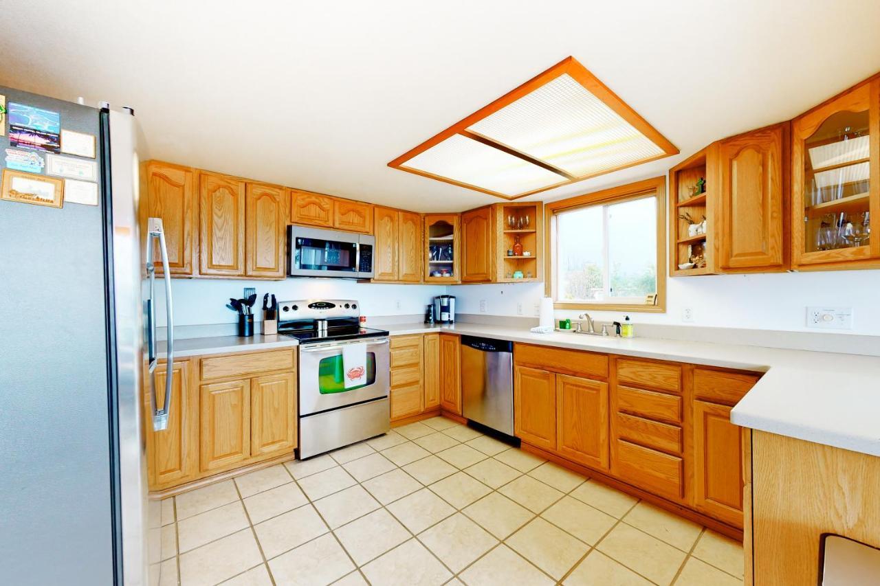 Camano Waterfront Delight Villa Exterior photo