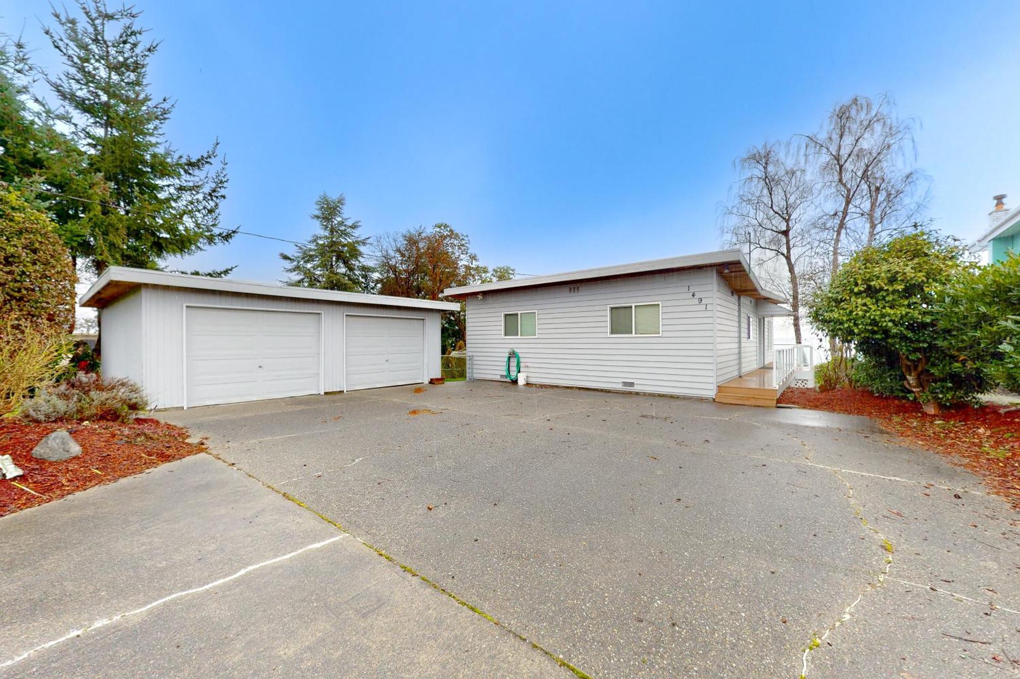 Camano Waterfront Delight Villa Exterior photo
