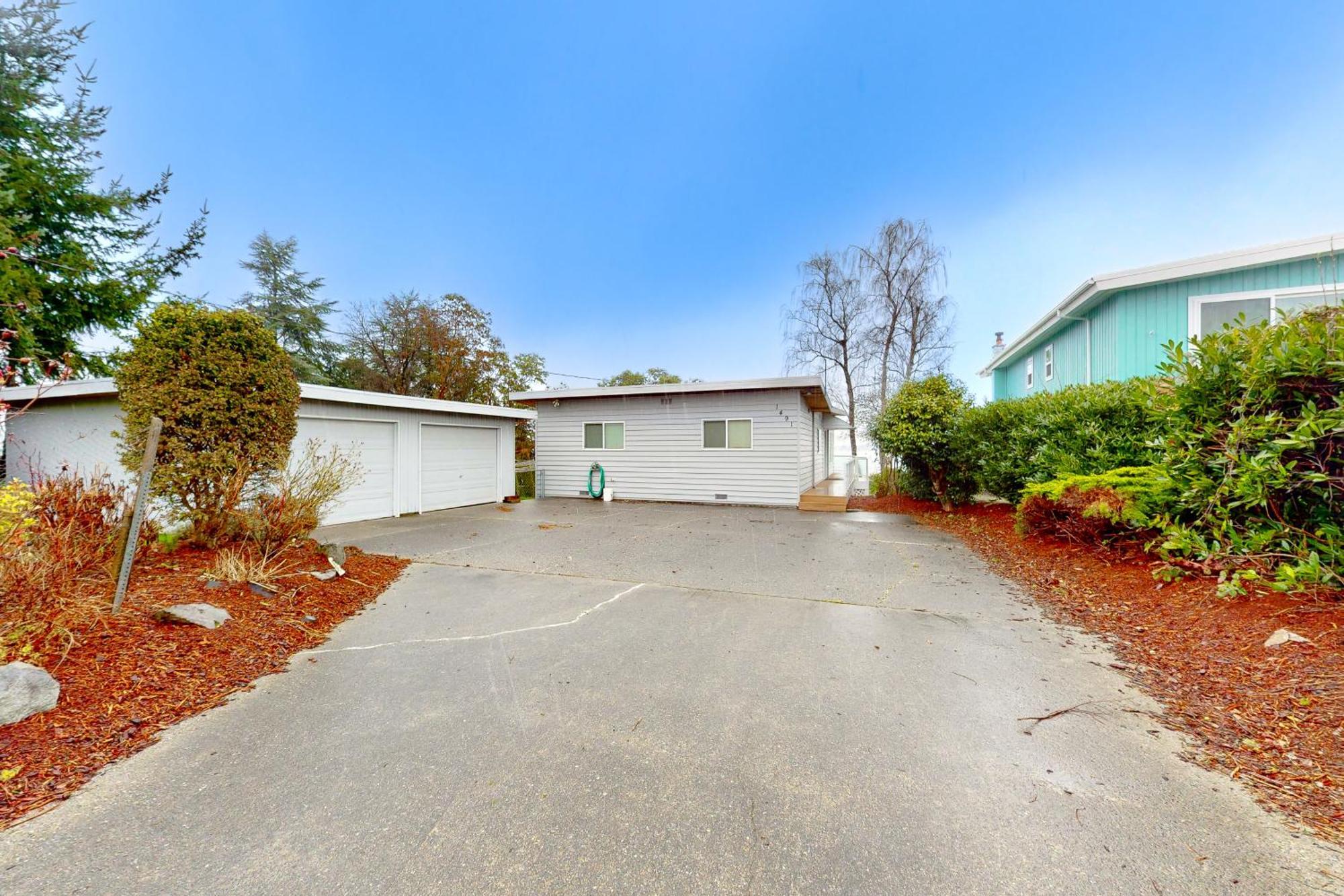 Camano Waterfront Delight Villa Exterior photo