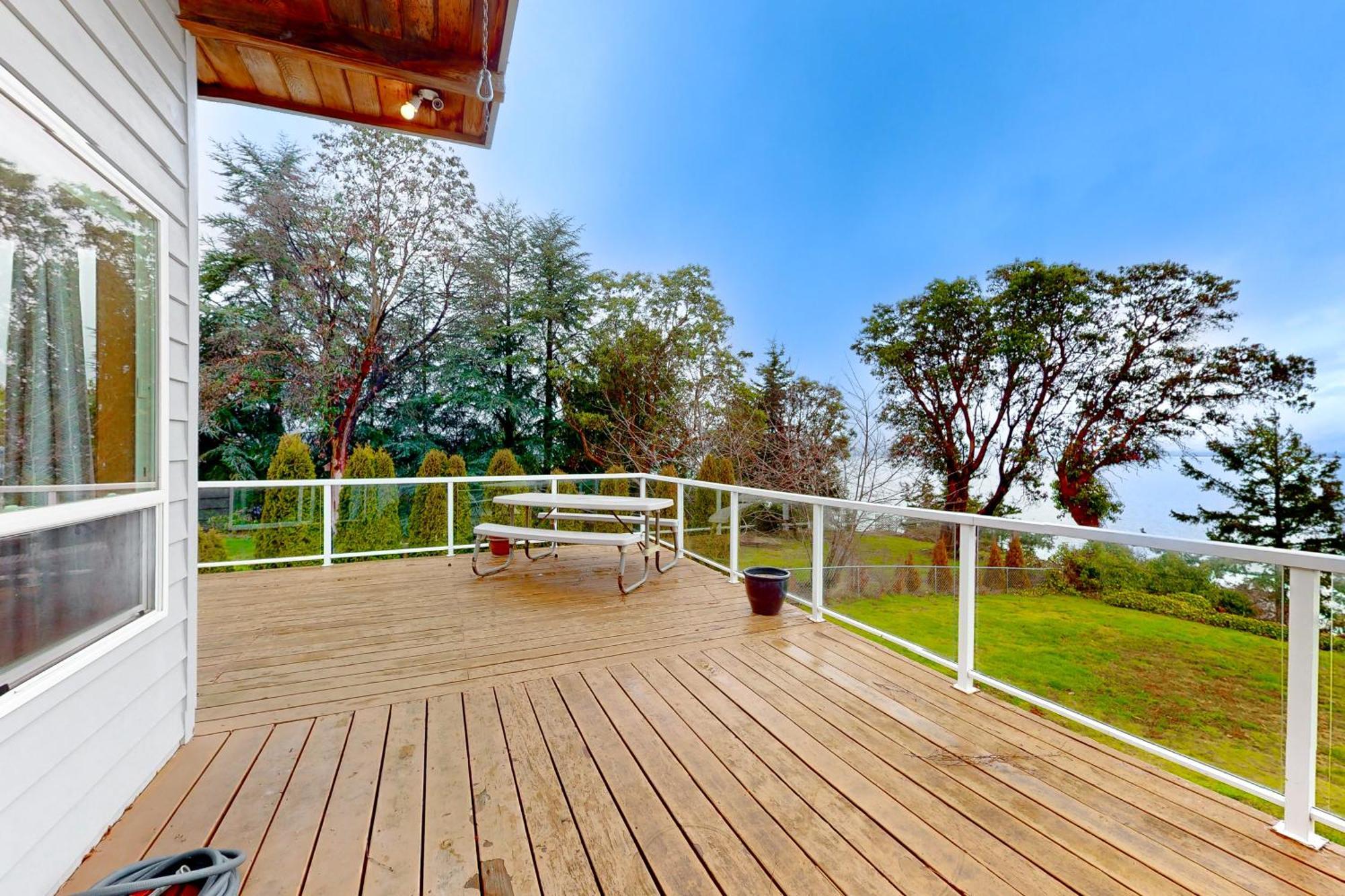 Camano Waterfront Delight Villa Exterior photo